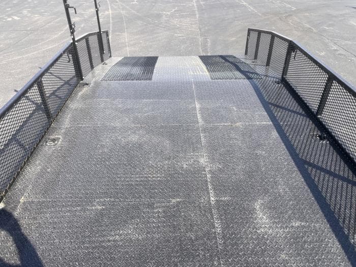 2026 Isuzu NPR — photo 16