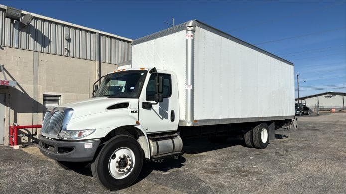 2022 International MV — photo 2