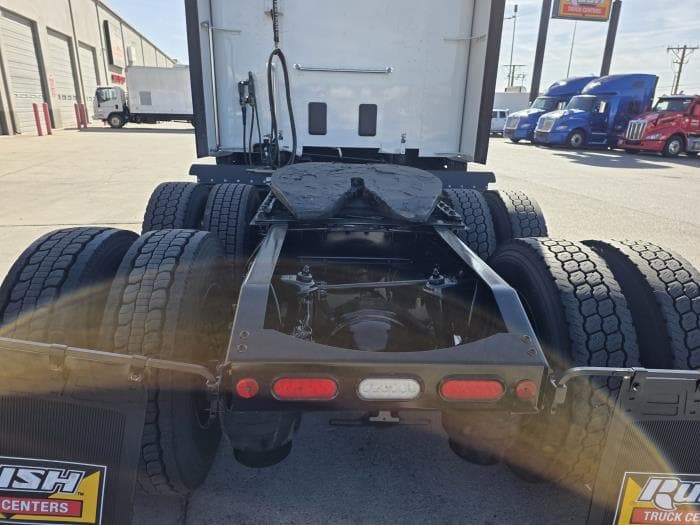 2021 Peterbilt 579 — photo 8