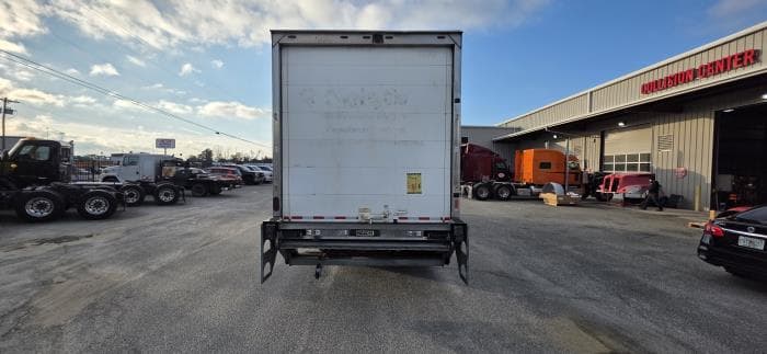 2020 Peterbilt 337 — photo 5