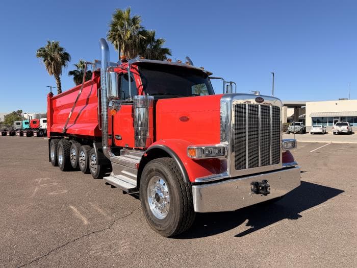2026 Peterbilt 589 — photo 11