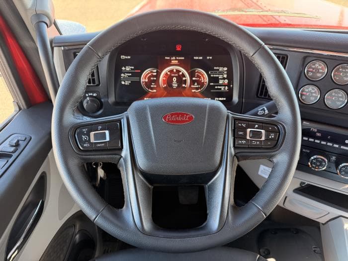 2026 Peterbilt 589 — photo 19