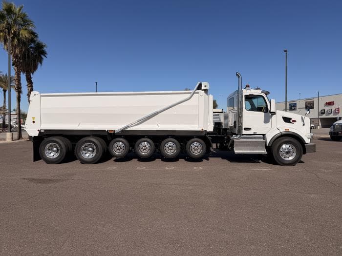 2026 Peterbilt 567 — photo 6