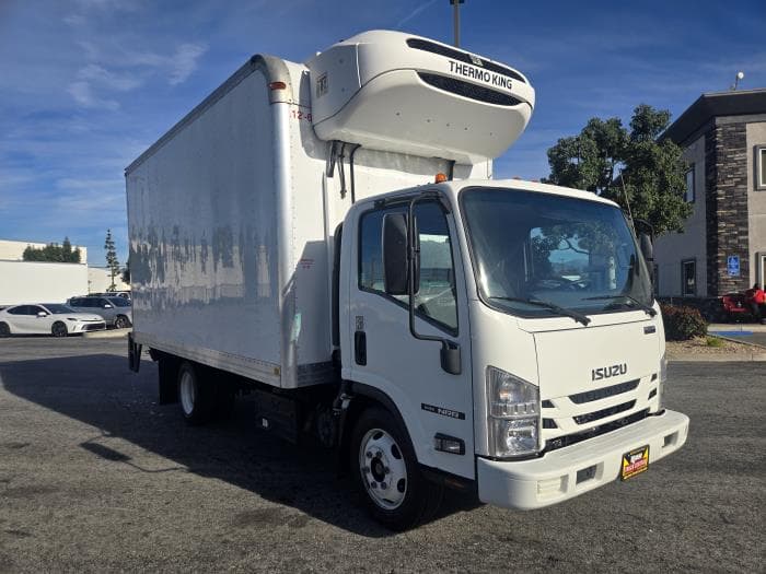 2021 Isuzu NRR — photo 6