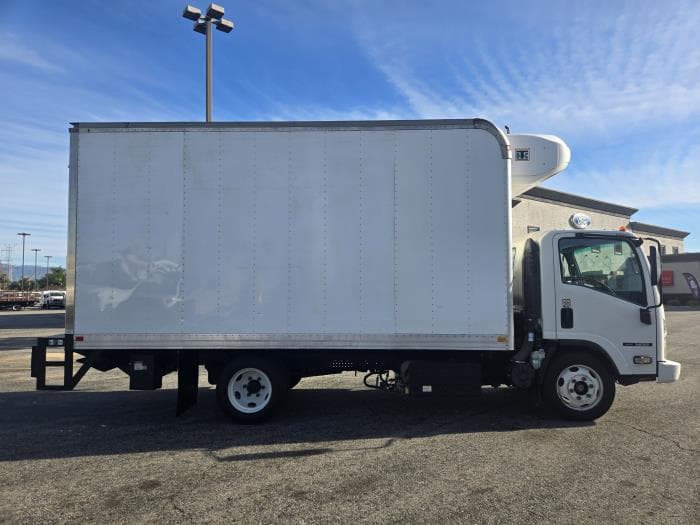 2021 Isuzu NRR — photo 7