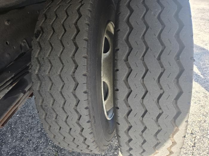 2021 Isuzu NRR — photo 13