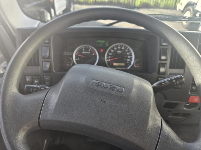 2021 Isuzu NRR — photo 15