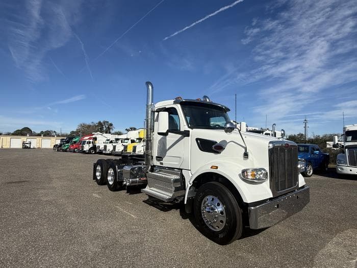 2026 Peterbilt 567 — photo 8