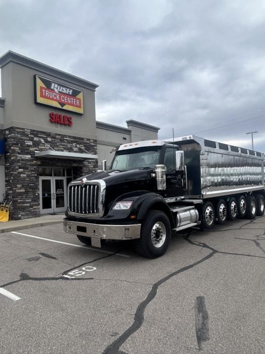 2026 International HX — photo 3