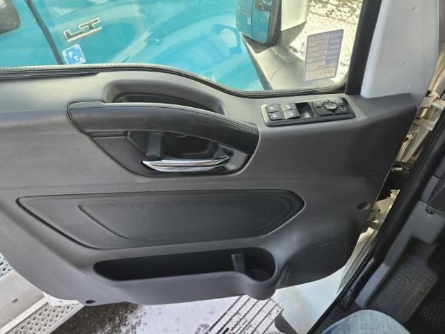 2020 International MV — photo 11