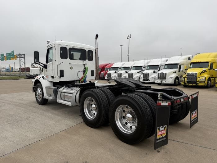 2020 Peterbilt 567 — photo 4