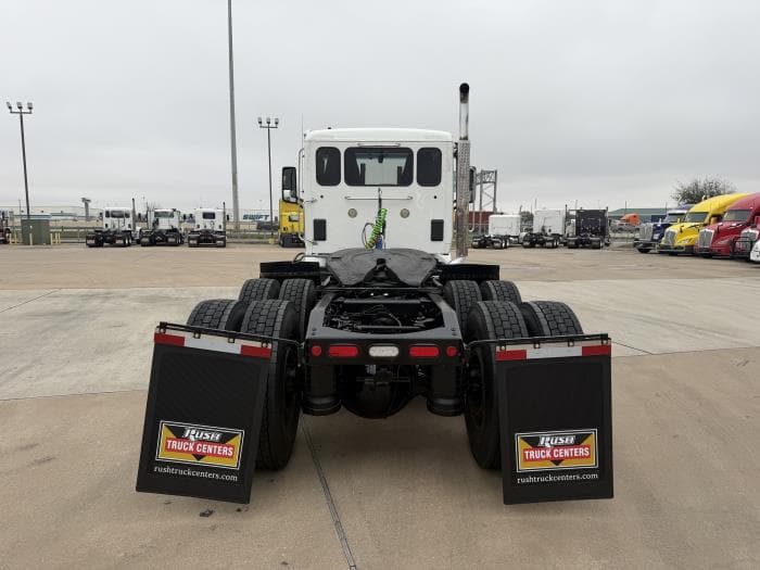 2020 Peterbilt 567 — photo 5