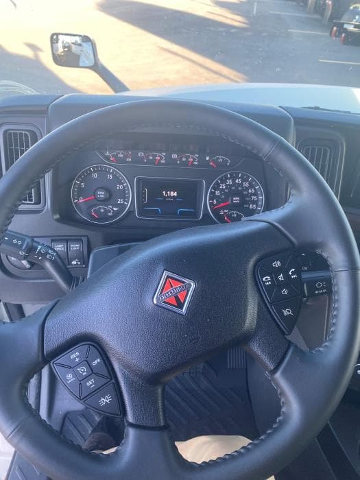 2026 International LT — photo 10