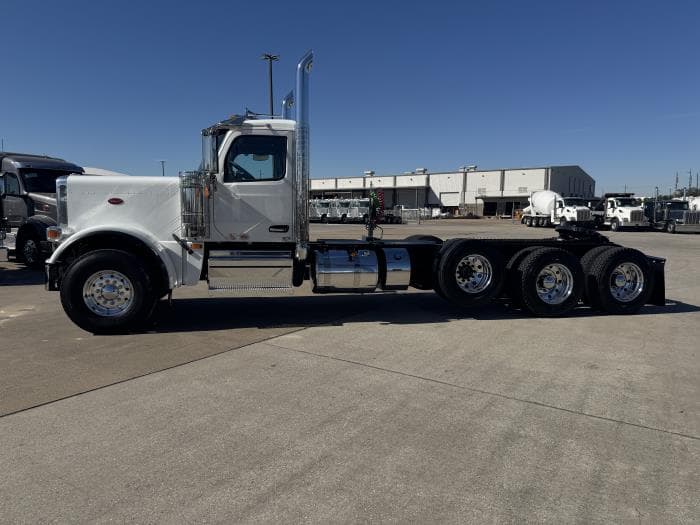 2026 Peterbilt 589 — photo 4