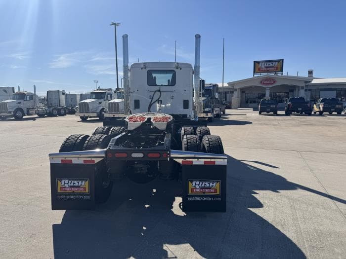 2026 Peterbilt 567 — photo 12