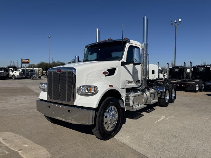 2026 Peterbilt 567 — photo 2