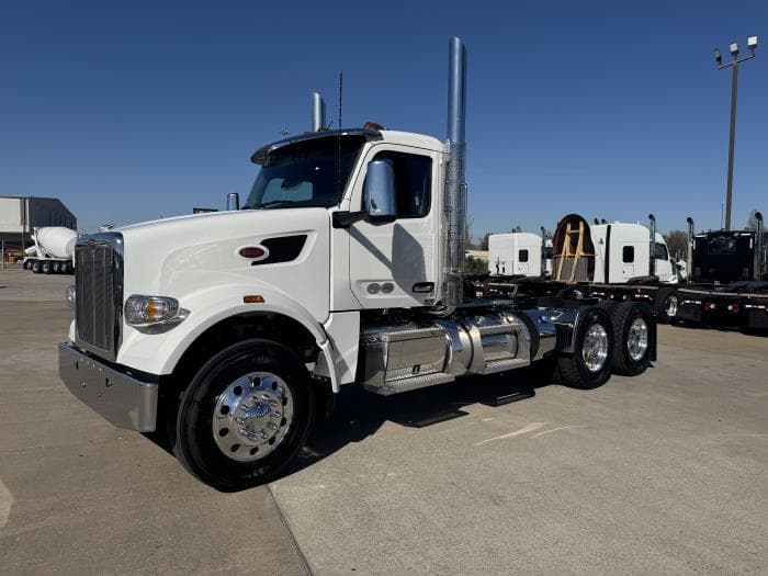 2026 Peterbilt 567 — photo 5