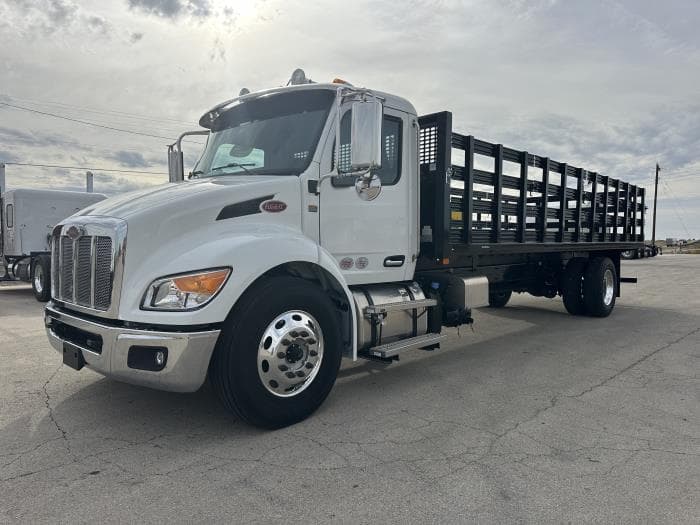 2025 Peterbilt 536 — photo 8