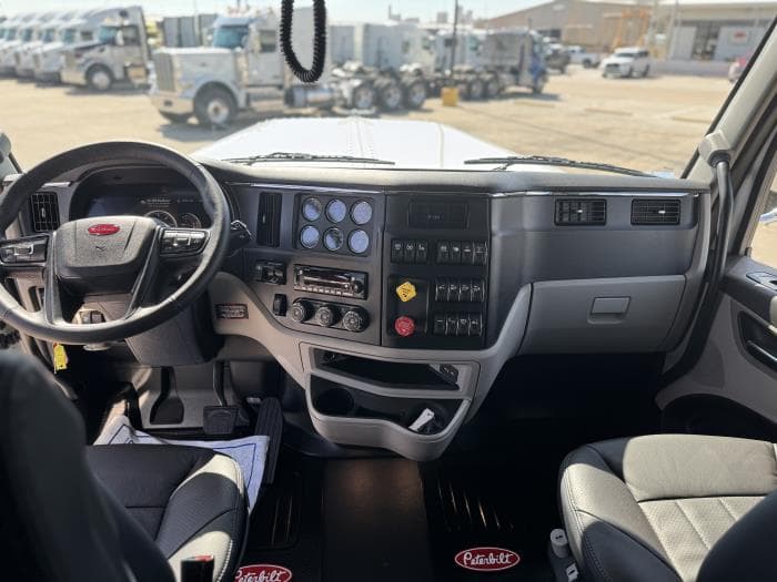 2026 Peterbilt 589 — photo 19