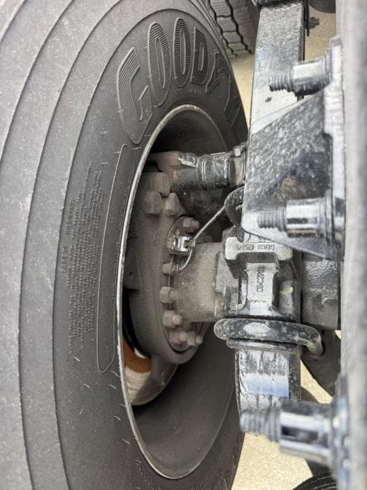 2023 Peterbilt 567 — photo 10