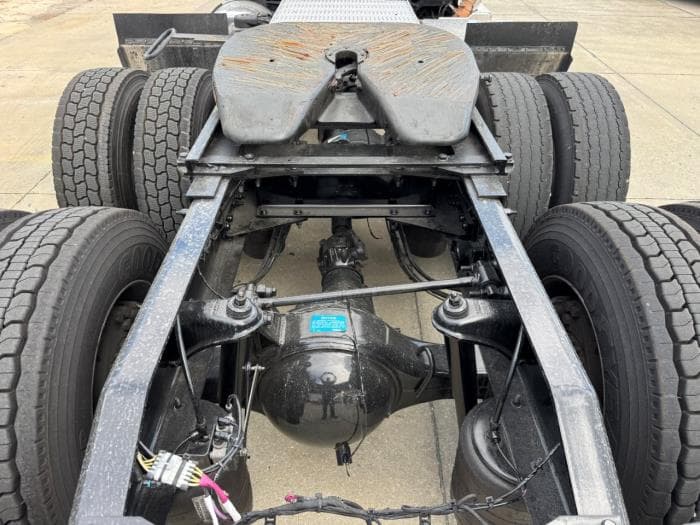 2023 Peterbilt 567 — photo 11