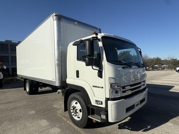 2025 Isuzu FTR — photo 7