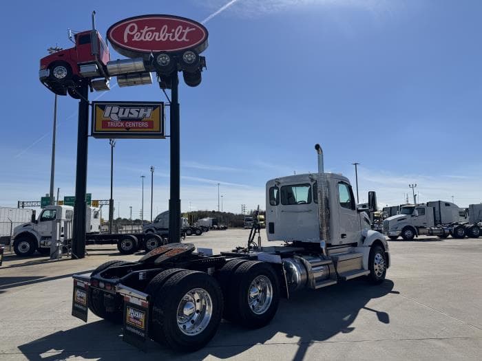 2026 Peterbilt 579 — photo 9