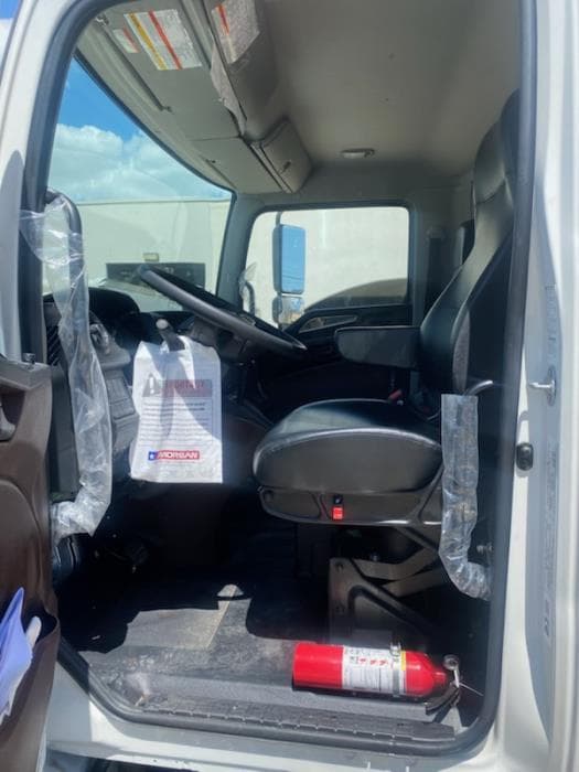 2026 Hino L6 — photo 12