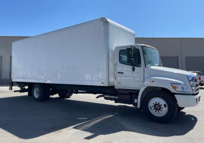 2026 Hino L6 — photo 5