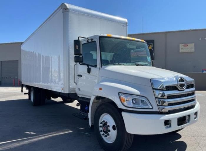 2026 Hino L6 — photo 4