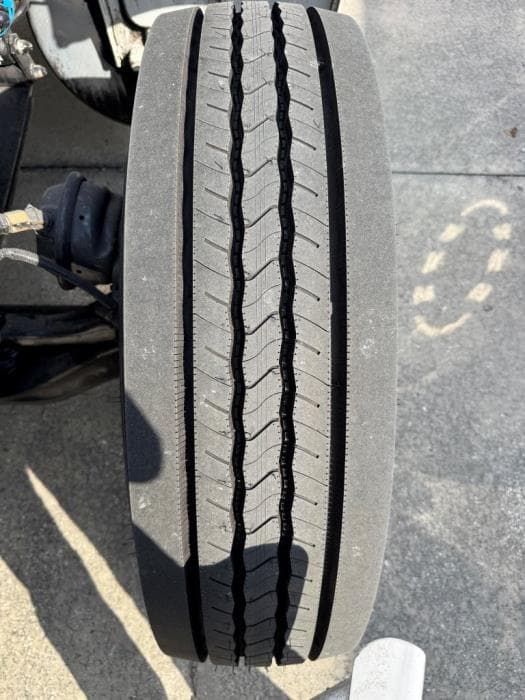 2020 Peterbilt 337 — photo 21