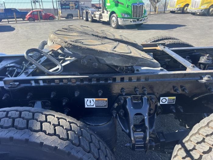 2021 Peterbilt 579 — photo 10