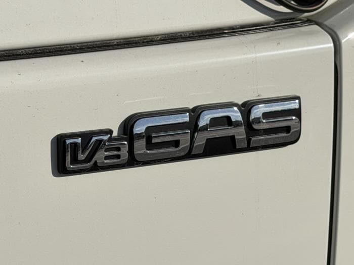 2025 Isuzu NRR — photo 12