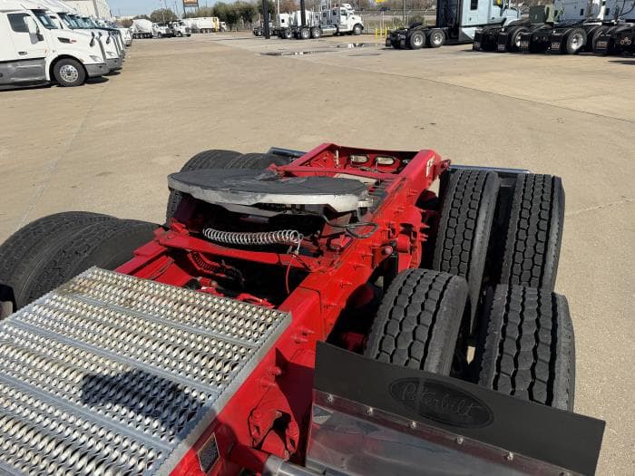 2023 Peterbilt 567 — photo 15