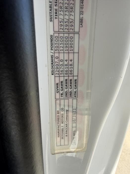 2023 Peterbilt 567 — photo 26