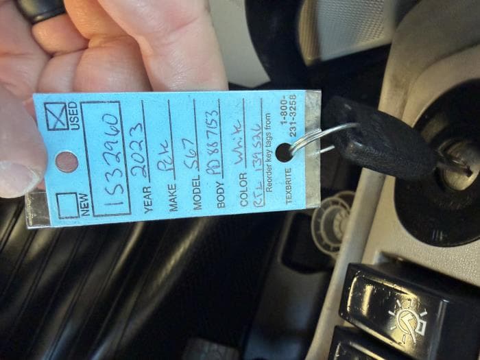 2023 Peterbilt 567 — photo 33