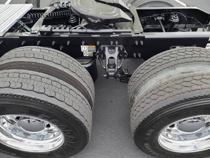 2021 Peterbilt 579 — photo 11