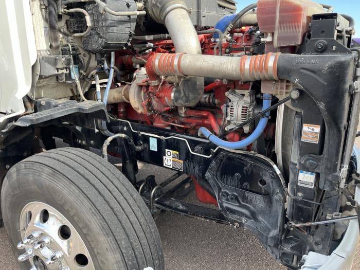 2022 Peterbilt 579 — photo 9