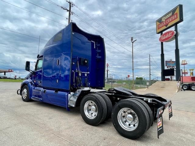 2022 Peterbilt 579 — photo 4
