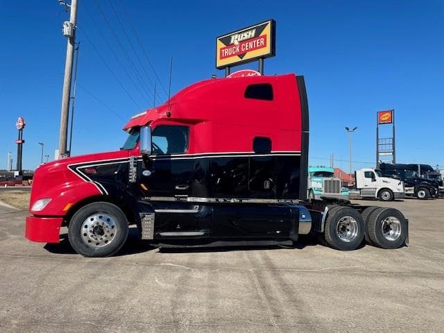 2021 Peterbilt 579 — photo 4