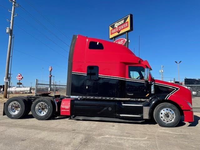 2021 Peterbilt 579 — photo 8