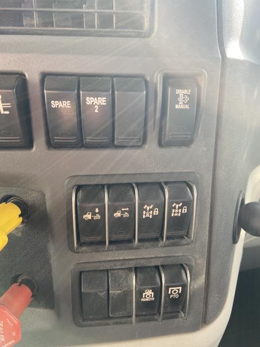 2020 Peterbilt 567 — photo 20