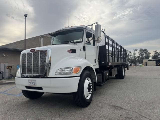 2020 Peterbilt — photo 2