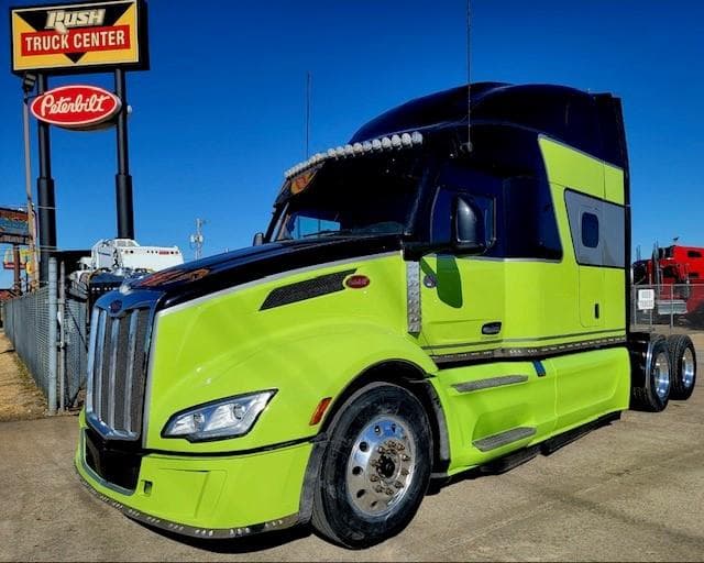 2022 Peterbilt 579 — photo 4