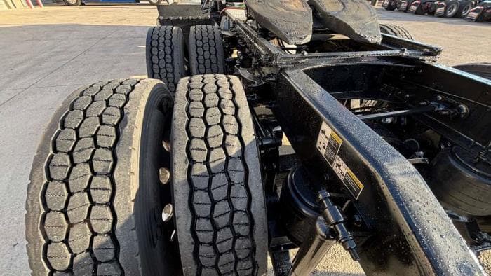 2022 Peterbilt 579 — photo 11