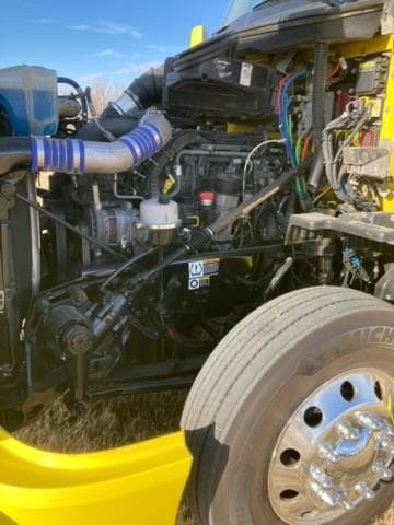 2021 Kenworth T680 — photo 11
