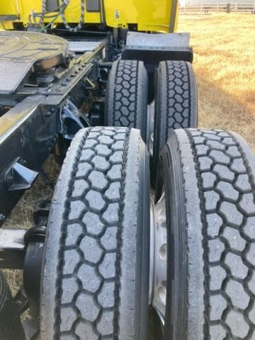 2021 Kenworth T680 — photo 14