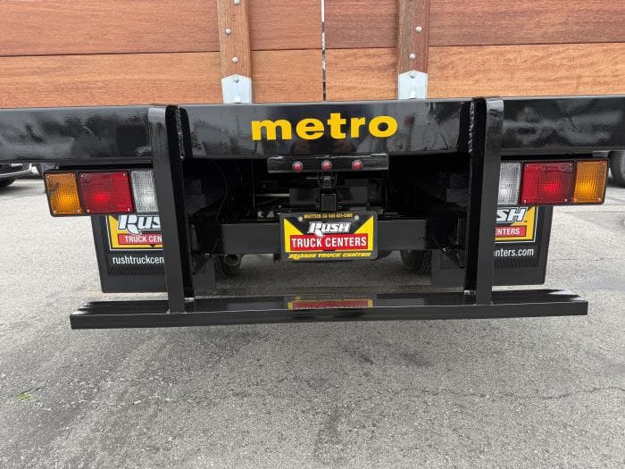 2025 Isuzu NRR — photo 5