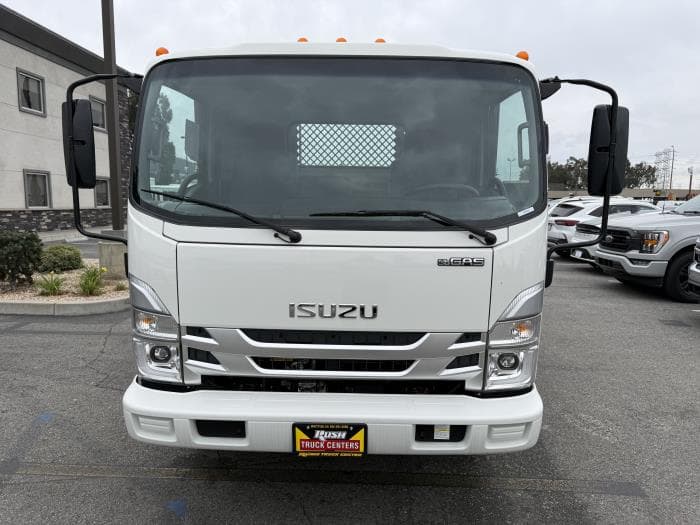 2025 Isuzu NRR — photo 8