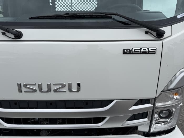 2025 Isuzu NRR — photo 9